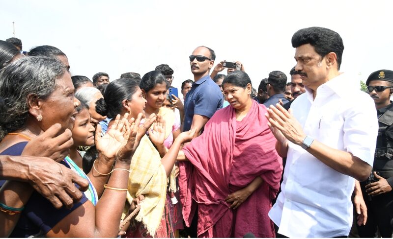 தூத்துக்குடியில் வெள்ள சேதம் முதல்வர் ஆய்வு
