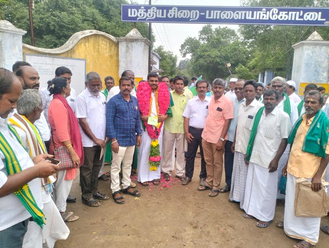 திமுக அரசால் போடப்பட்ட குண்டாஸ் வழக்கை உடைத்தெறிந்து வெளியே வந்த அருள் ஆறுமுகம்
