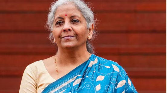 ஏழைகள், மகளிர், இளைஞர்கள், விவசாயிகள் ஆகிய நான்கு முக்கியப் பிரிவினரே அரசின் கவனத்திற்குரியவர்கள்