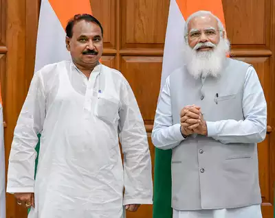 பிரதமரின் விஸ்வகர்மா திட்டம்