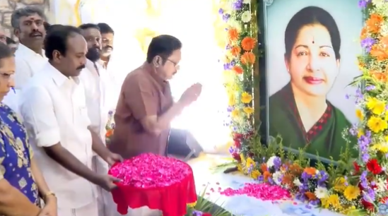 அம்மா அவர்களின் உண்மையான ஆட்சியை அமைத்தே தீருவோம் - தினகரன்