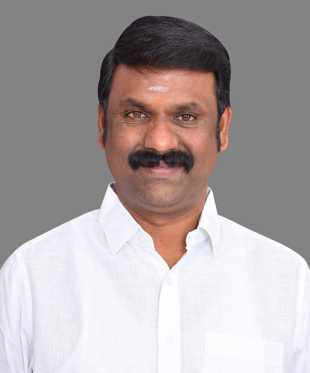 அரக்கோணம் மக்களவைத் தொகுதியில் திமுக சார்பில் ஏவி சாரதி நிறுத்தப்படலாம் என தகவல்