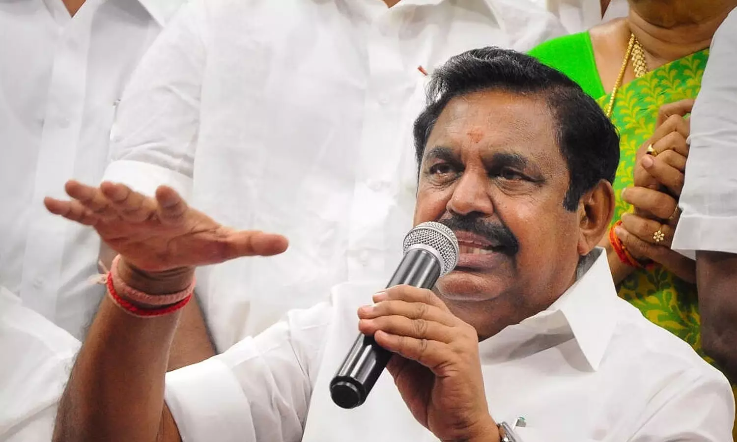 எடப்பாடி பழனிச்சாமி தலைமையில் மாபெரும் கண்டன ஆர்ப்பாட்டம்