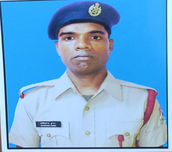 ரயில்வே பாதுகாப்பு சிறப்புப் படை காவலருக்கு குடியரசுத் தலைவரின் 'ஜீவன் ரக்ஷா பதக்கம்