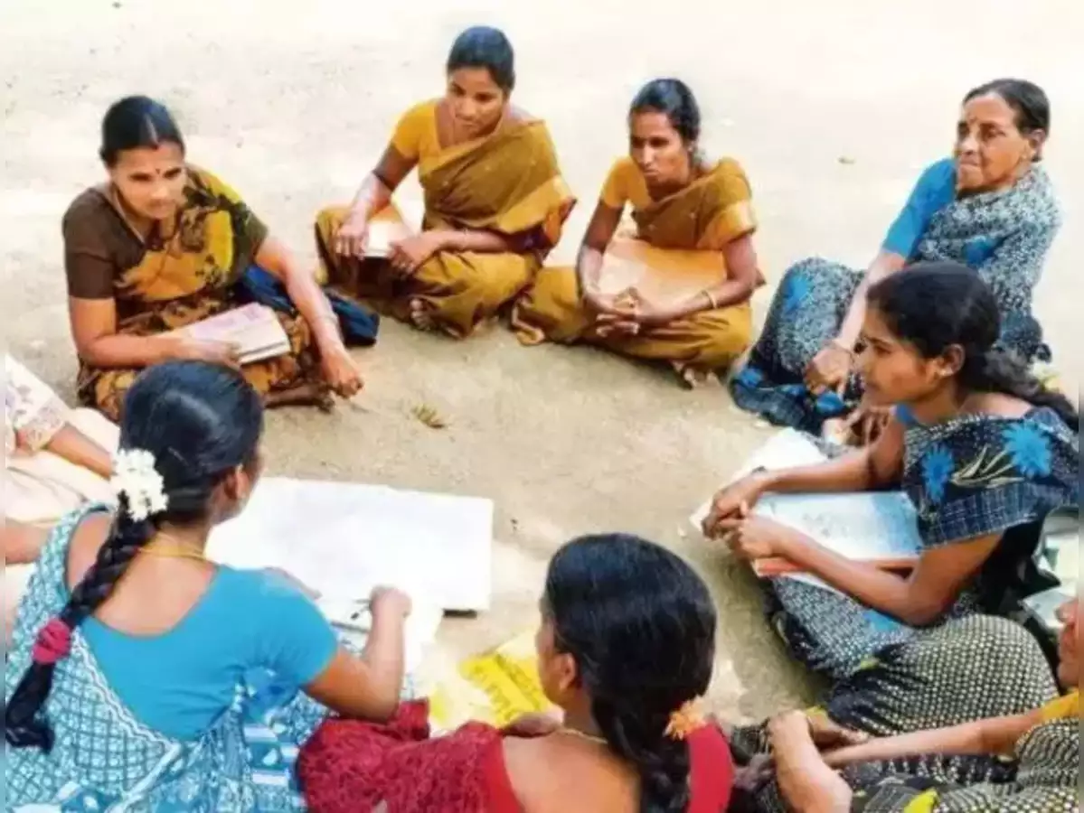 தமிழ்நாட்டின் மகளிர் சுயஉதவி குழுக்களுக்கு மத்திய நிதியுதவியுடன் ரூ. 3354.80 கோடி நிதி