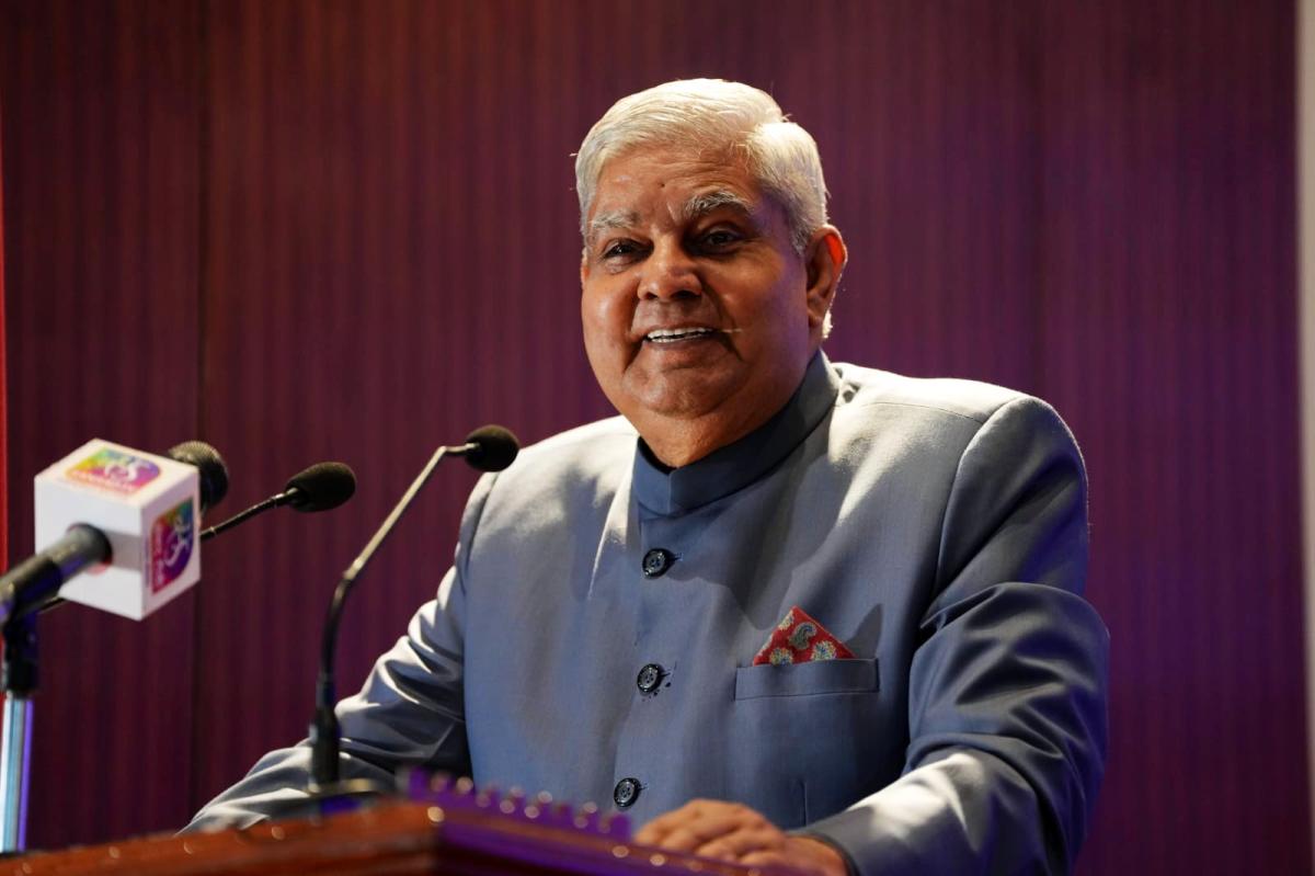 தொழில் துறை தலைவர்களுக்கு குடியரசு துணைத் தலைவர் வேண்டுகோள்