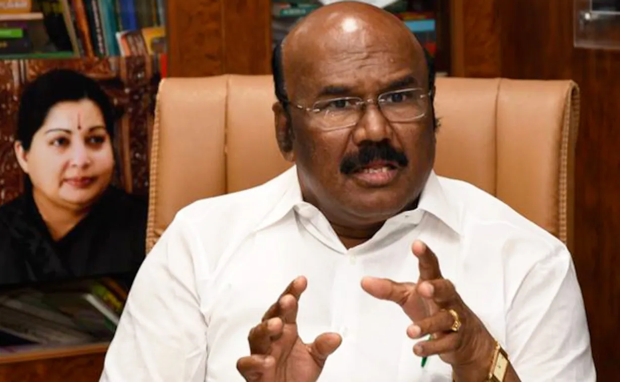 தி.மு.க.-காங்கிரஸ் கூட்டணி உடையும் நிலையில் உள்ளது: ஜெயக்குமார்