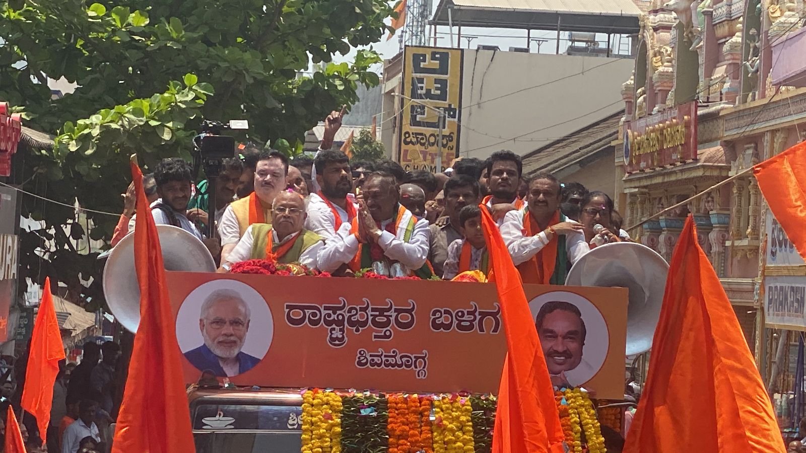 கர்நாடக பாஜகவில் வலுக்கும் உட்கட்சி மோதல்