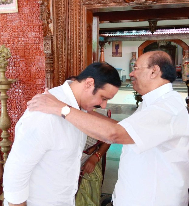 மருத்துவர் அய்யா அவர்களின் அனைத்துக் கனவுகளையும் நனவாக்குவதற்காக கடுமையாக உழைக்க இந்த நன்நாளில் நாம் அனைவரும் உறுதியேற்றுக் கொள்வோம்!