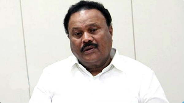 நீட் எழுதாமல் எடப்பாடி ஆட்சியில் 5000 டாக்டர்கள்: திண்டுக்கல் சீனிவாசன்